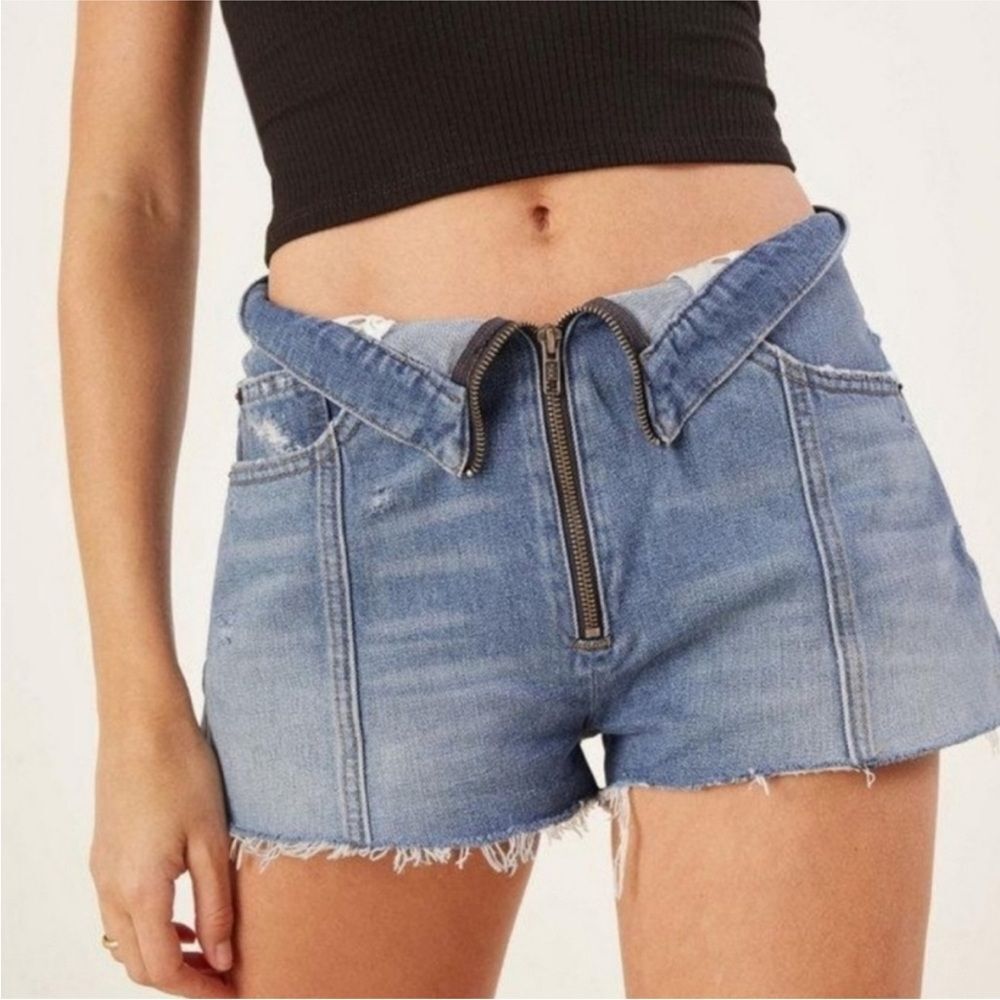 Reformation Fanny Denim Shorts Salton Exposed Zipper Cut Offs  Size 30